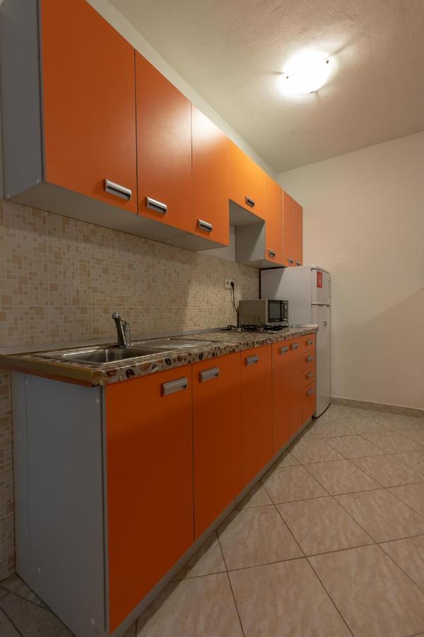 Apartman Kristo Vir Exterior foto