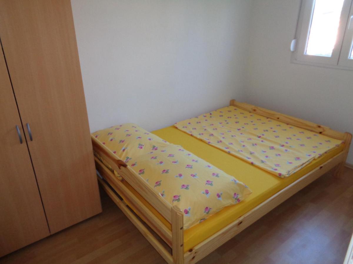 Apartman Kristo Vir Exterior foto